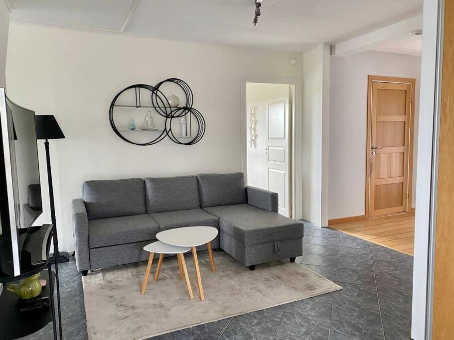Villalaegenhet I Askim Med Havsutsikt Göteborg Exterior foto